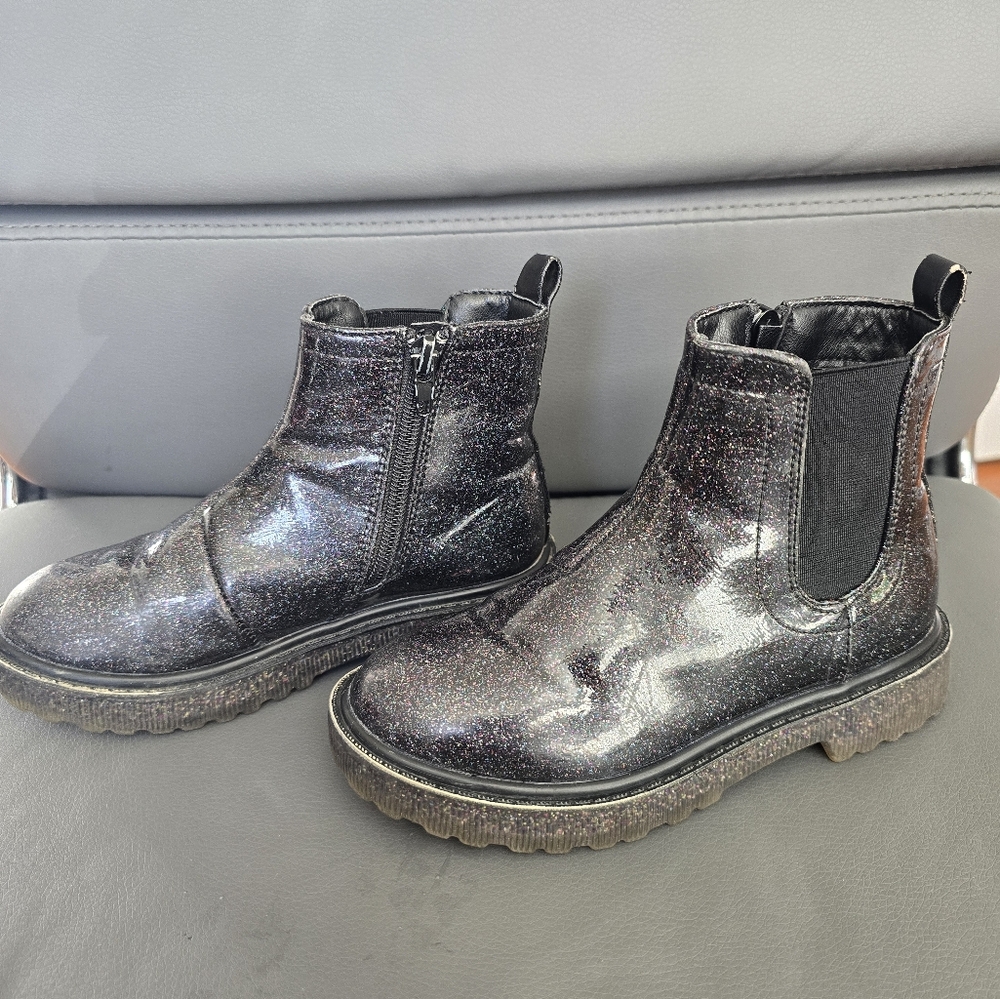Steve Madden Black Sparkle Rubber Boots, Girls 12
